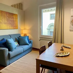 Novella's Loft Near Santa Maria Novella Station Appartamento